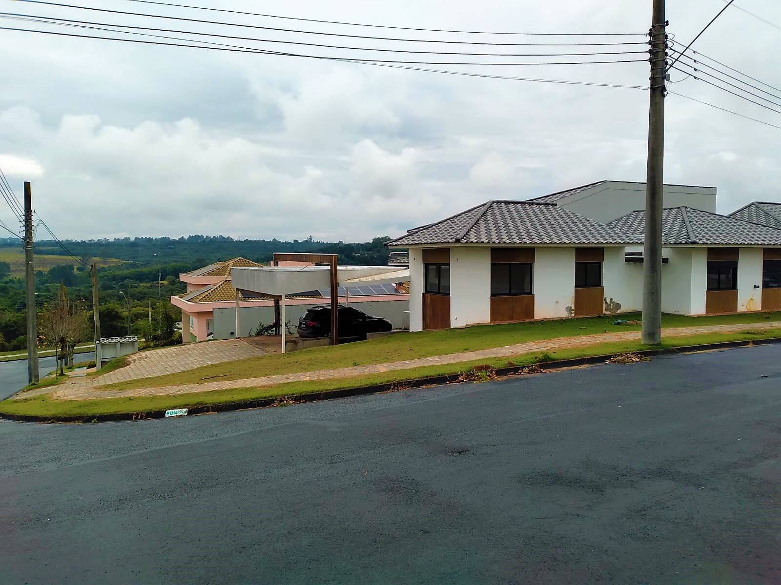 CONSTRUTOR DE CASAS NO SAINT CHARBEL EM ARAÇOIABA CONTA